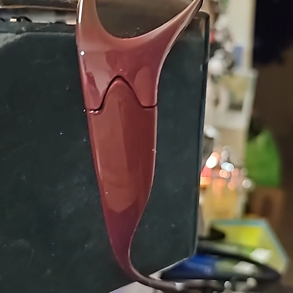 Guvivi maroon Sunglasses - Picture 4 of 4